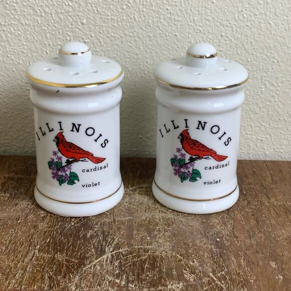 State of Illinois salt and pepper shakers Cardinal State Bird Violet Ceramic - Picture 1 of 6